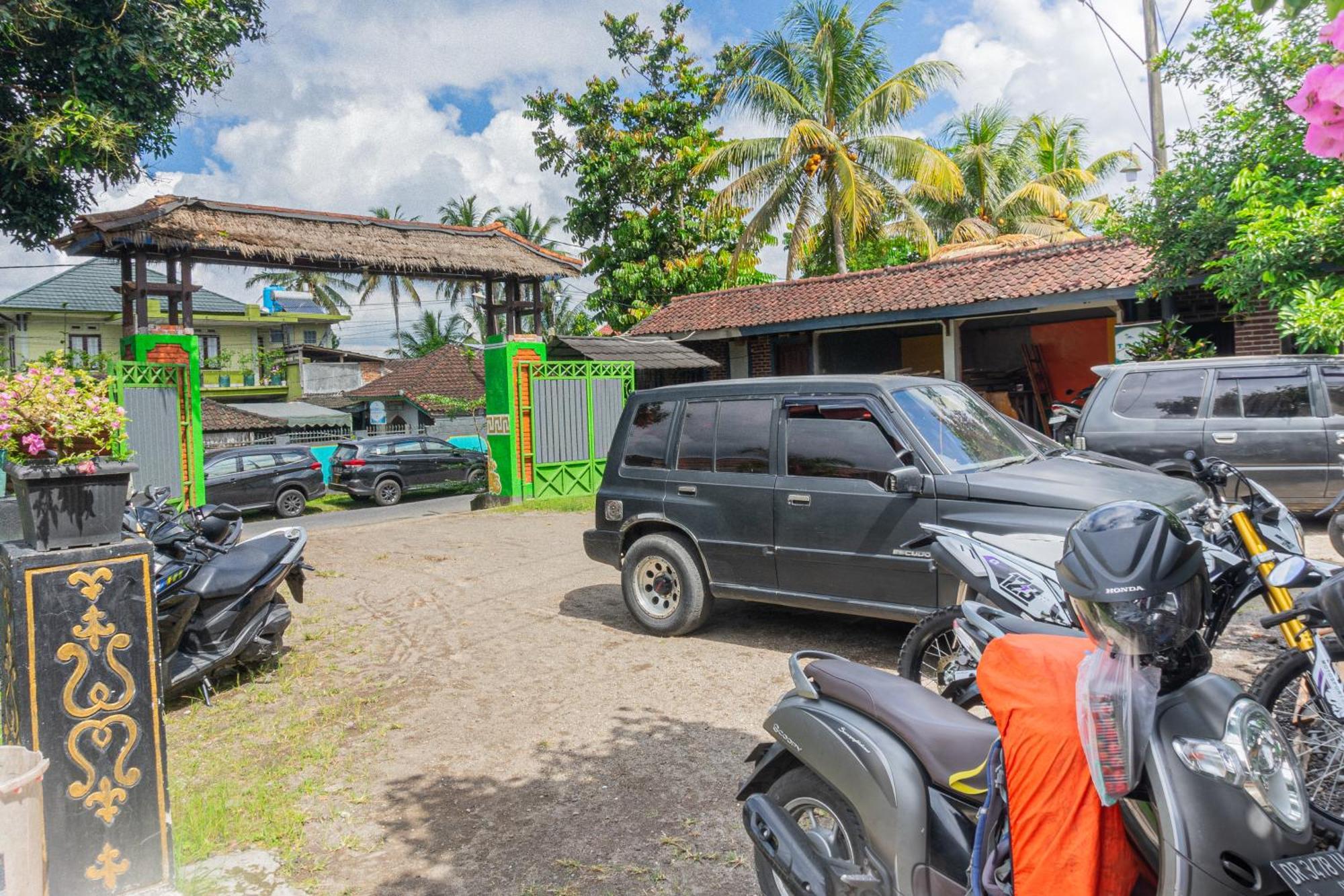 Green Orry Inn Tetebatu Exterior photo